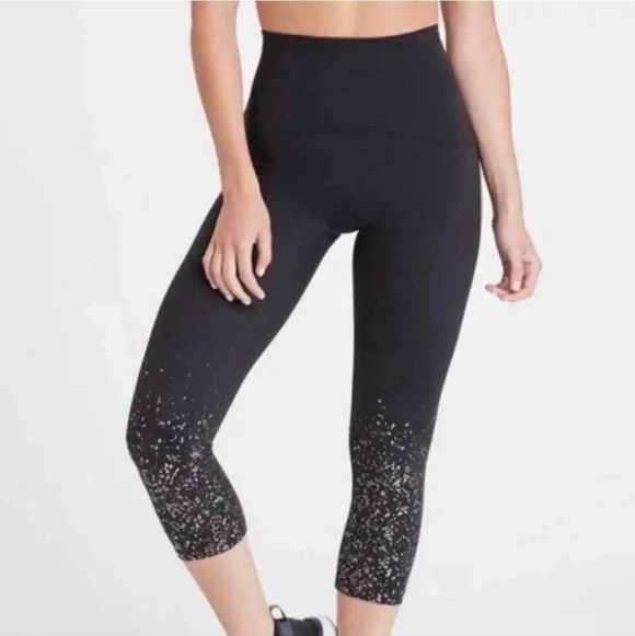 SPANX Leggings Booty Boost Black Active Wear Pants Cropped Confetti Size Small - Picture 1 of 7